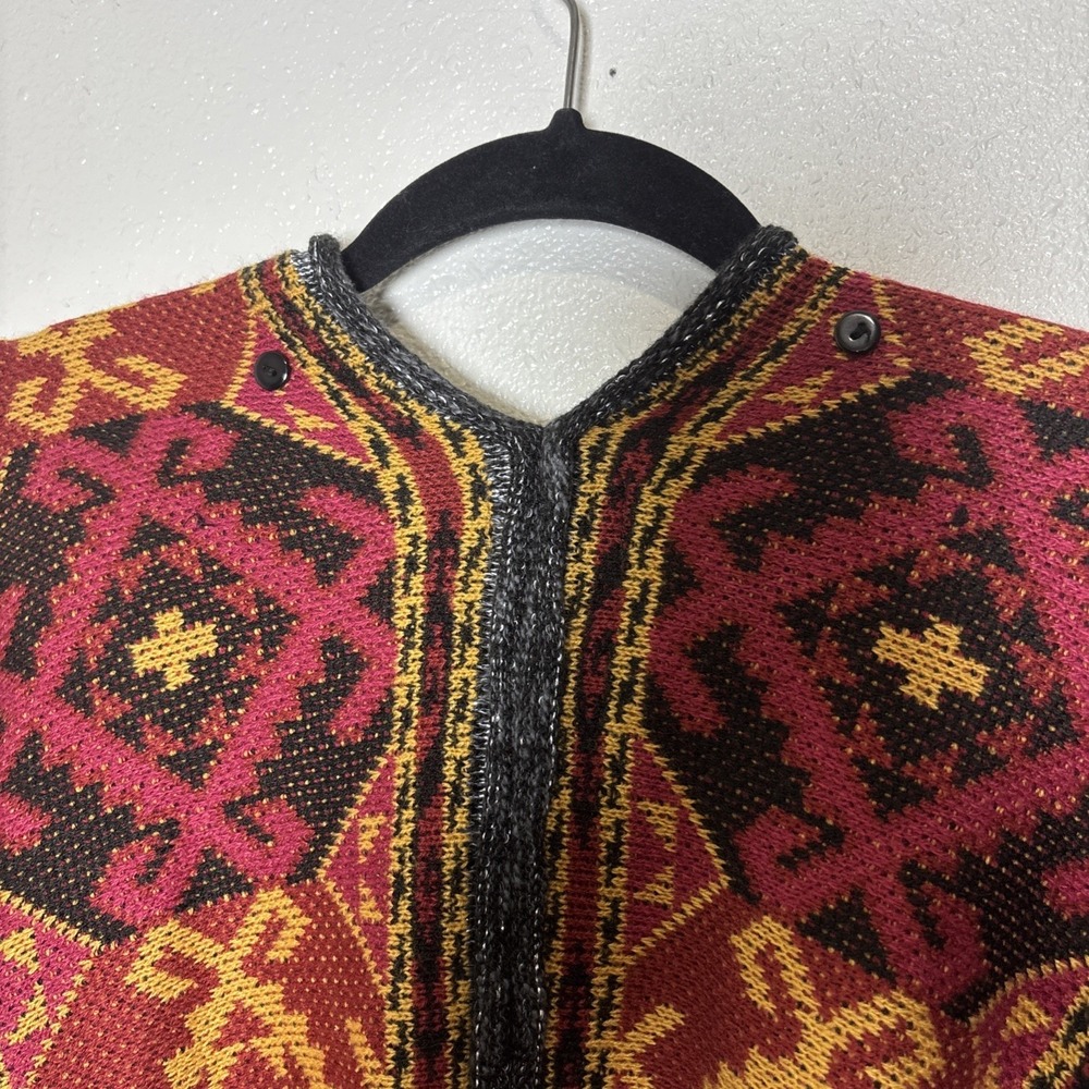 Umbrale Woman Tribal Geometric Knit Poncho Open‎ Front Wrap  Gray Chile Red - Picture 4 of 8